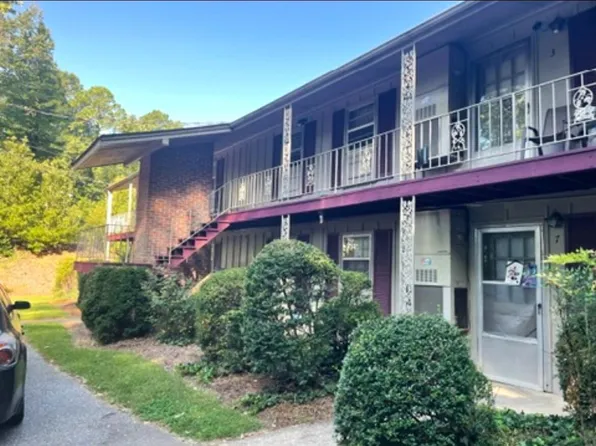 1300 Spruce St, Martinsville, VA 24112