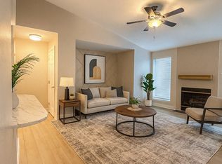 212 Granville Ct, Sandy Springs, GA 30328