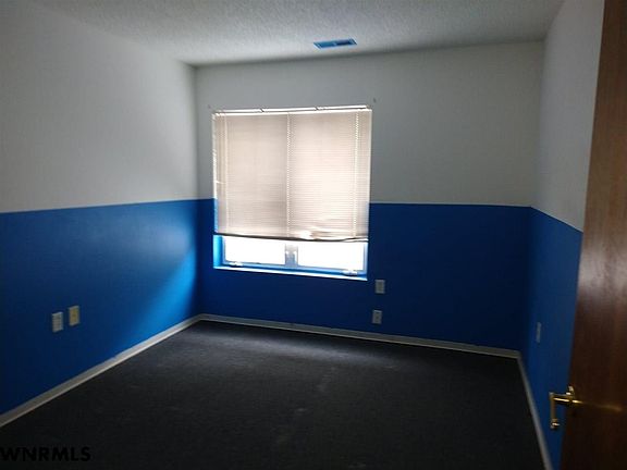 4th image of 1705 15th Ave