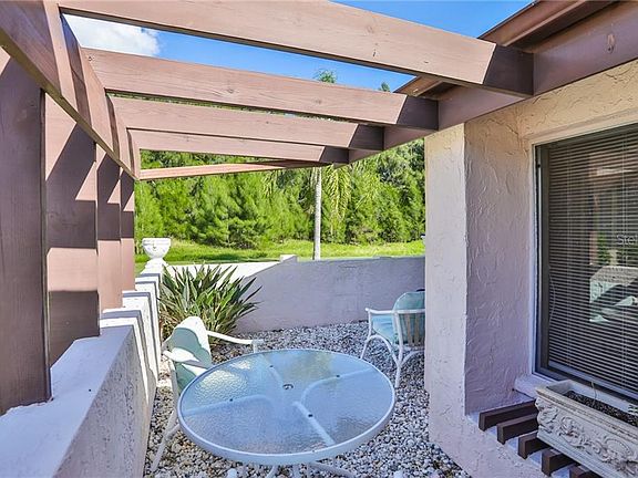 5th image of 102 Carswell Cir #0