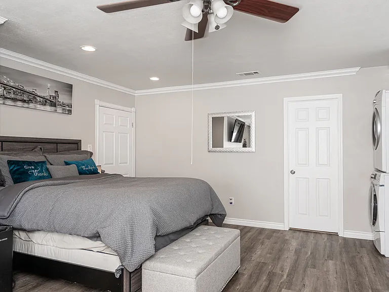 1821 Brookline St #2 — Photo 6