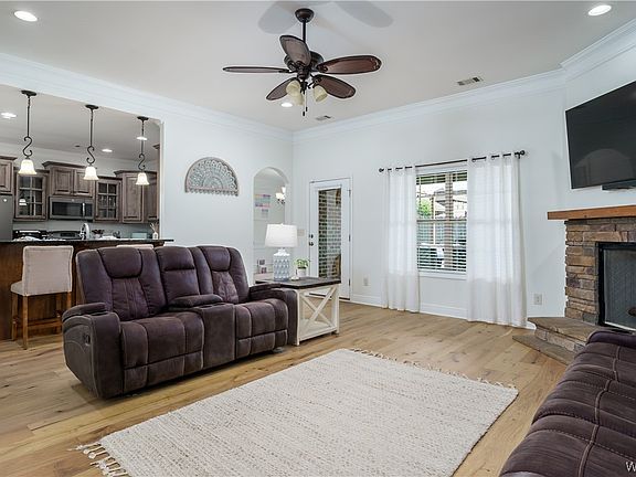 5th image of 1414 Belle Meade Blvd
