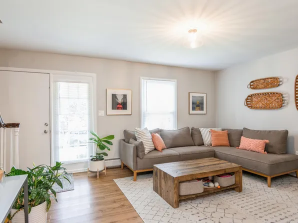 214 Holly St APT A, Cranford, NJ 07016