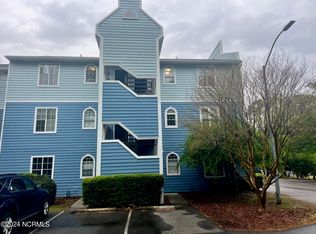 4240 Wilshire Blvd APT 202, Wilmington, NC 28403