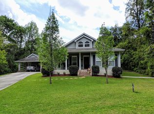 602 W Lakeshore Dr, Carriere, MS 39426