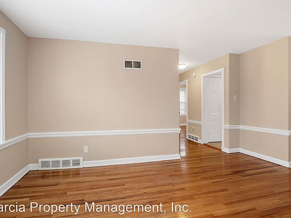 5th image of 6544 Loran St #2E