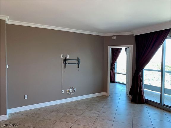 3rd image of 322 Karen Ave Unit 1805