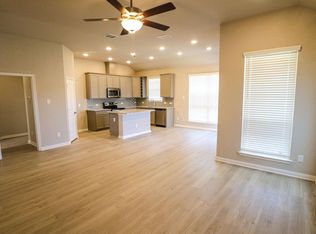 1025 Zenyatta Ave, Hewitt, TX 76643