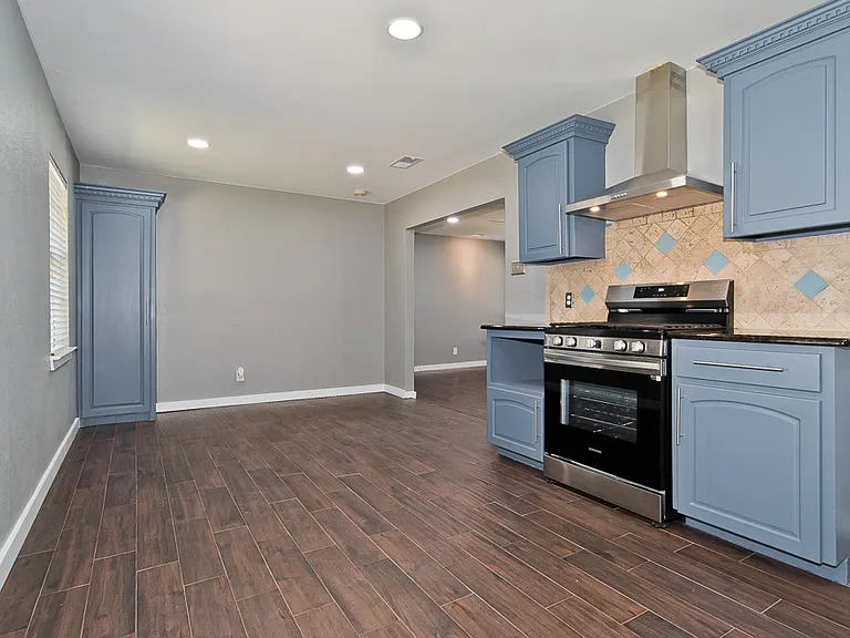 3039 Grayson Dr — Photo 8