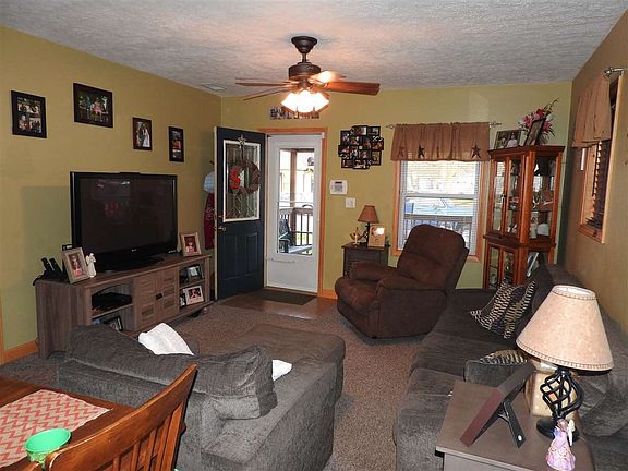5th image of 1008 Magnolia Ave