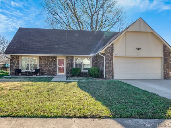 7005 S Birch Ave, Broken Arrow, OK 74011