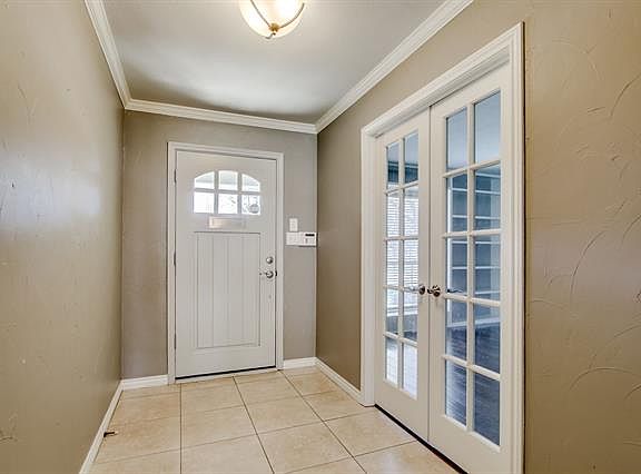 5th image of 2105 W Prairie Creek Dr