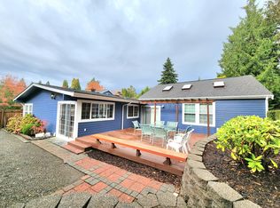 4026 Island Crest Way, Mercer Island, WA 98040