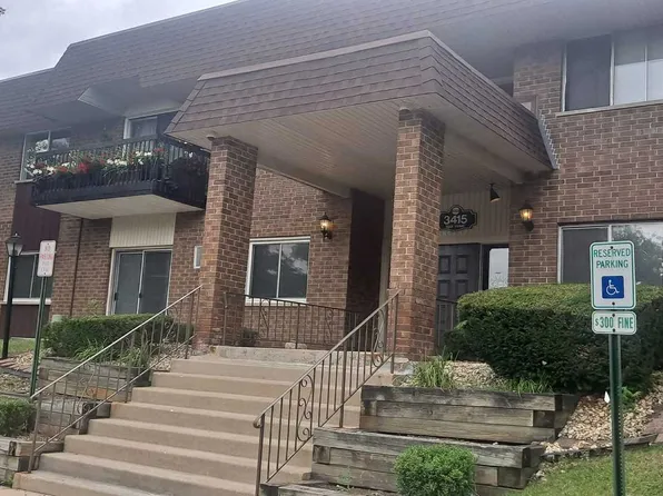 3415 83rd St APT E12, Woodridge, IL 60517