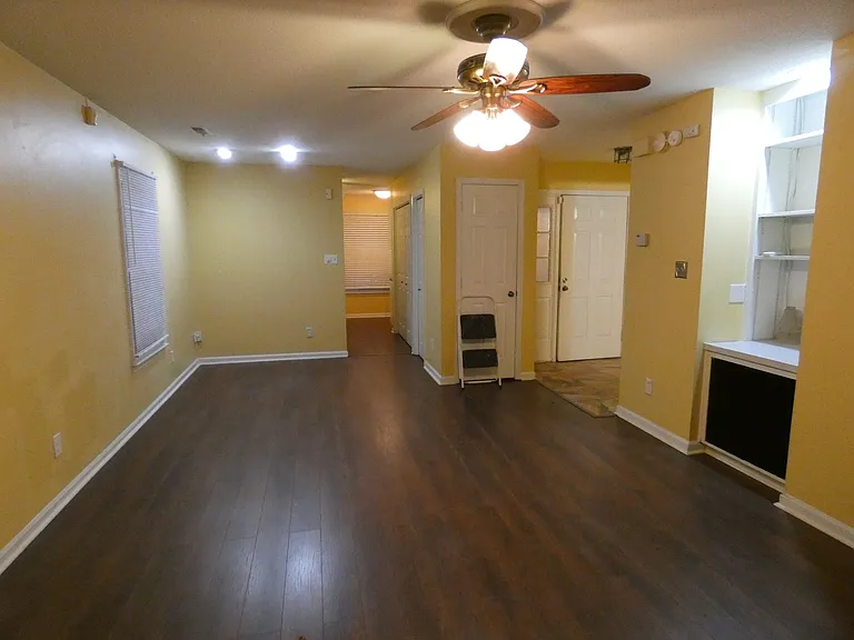 3605 Pine Knoll Dr — Photo 10