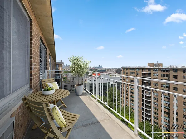 195 Willoughby Avenue image 3 of 8
