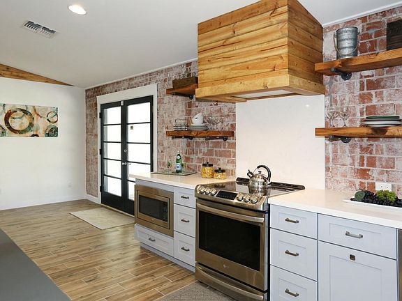 Kitchen-Range