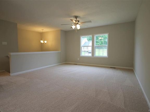 4th image of 6108 Almond Creek Ln