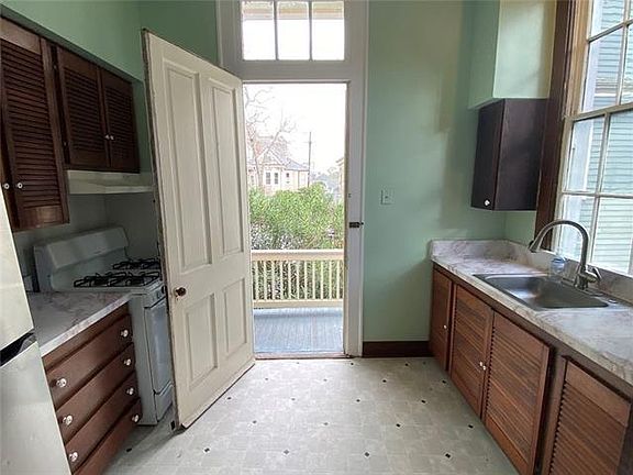 4th image of 4114 Prytania St APT 3