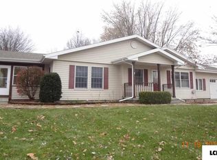 124 E Flora St, Mount Pulaski, IL