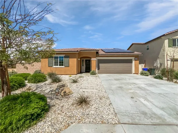 10304 Saddleback Dr, Adelanto, CA 92301
