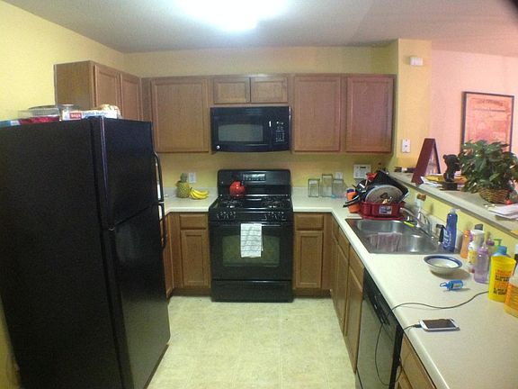 3rd image of 6410 Candlewick Ct