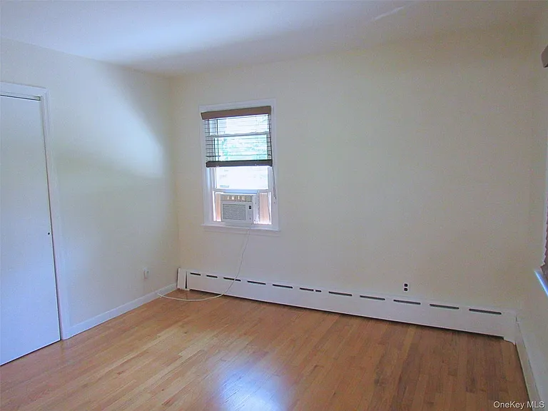 14 Piney Point Ave — Photo 12