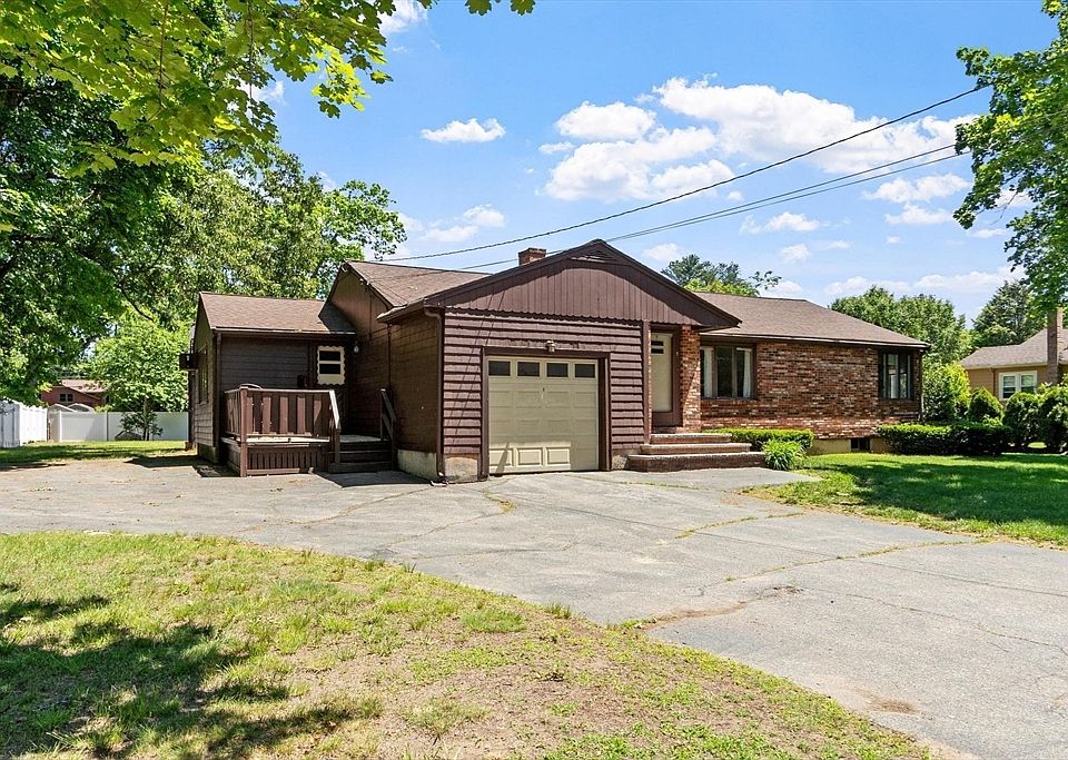 1st image of 5 Fairmeadow Rd