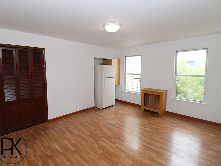 730 Leonard St #3 — Photo 12