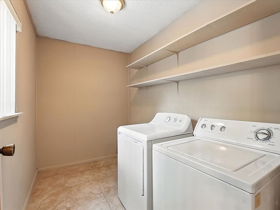 1st image of 752 Howland 116 Ln #116