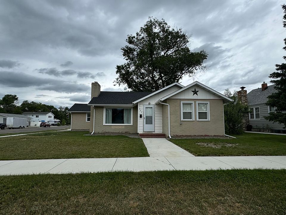 1st image of 302 N 5th Ave