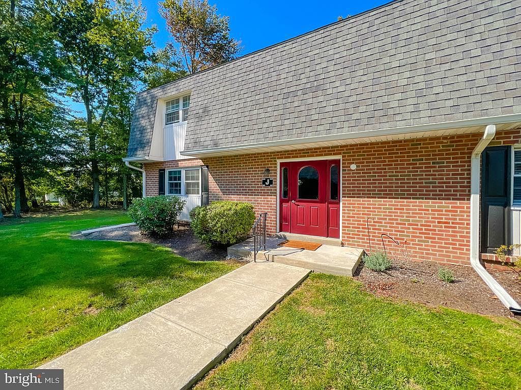 108 Hampton Dr J, Langhorne, PA 19047 Zillow