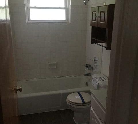 Bathroom - Has new vanity now, updated pics coming soon.