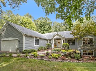 3485 Hathaway Rd, Kalamazoo, MI 49009