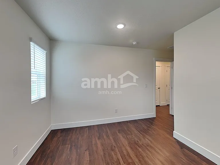 3112 N Vigo Ave — Photo 24