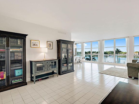 2nd image of 5055 Collins Ave APT 4M