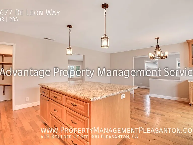 1677 De Leon Way — Photo 17