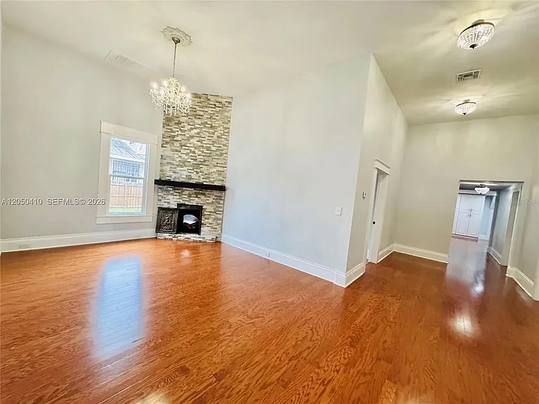 1017 E 19th Ave — Photo 5