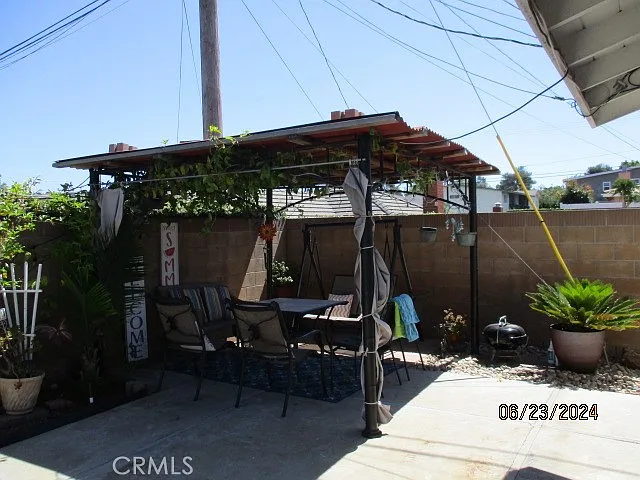 3521 Spencer St — Photo 7