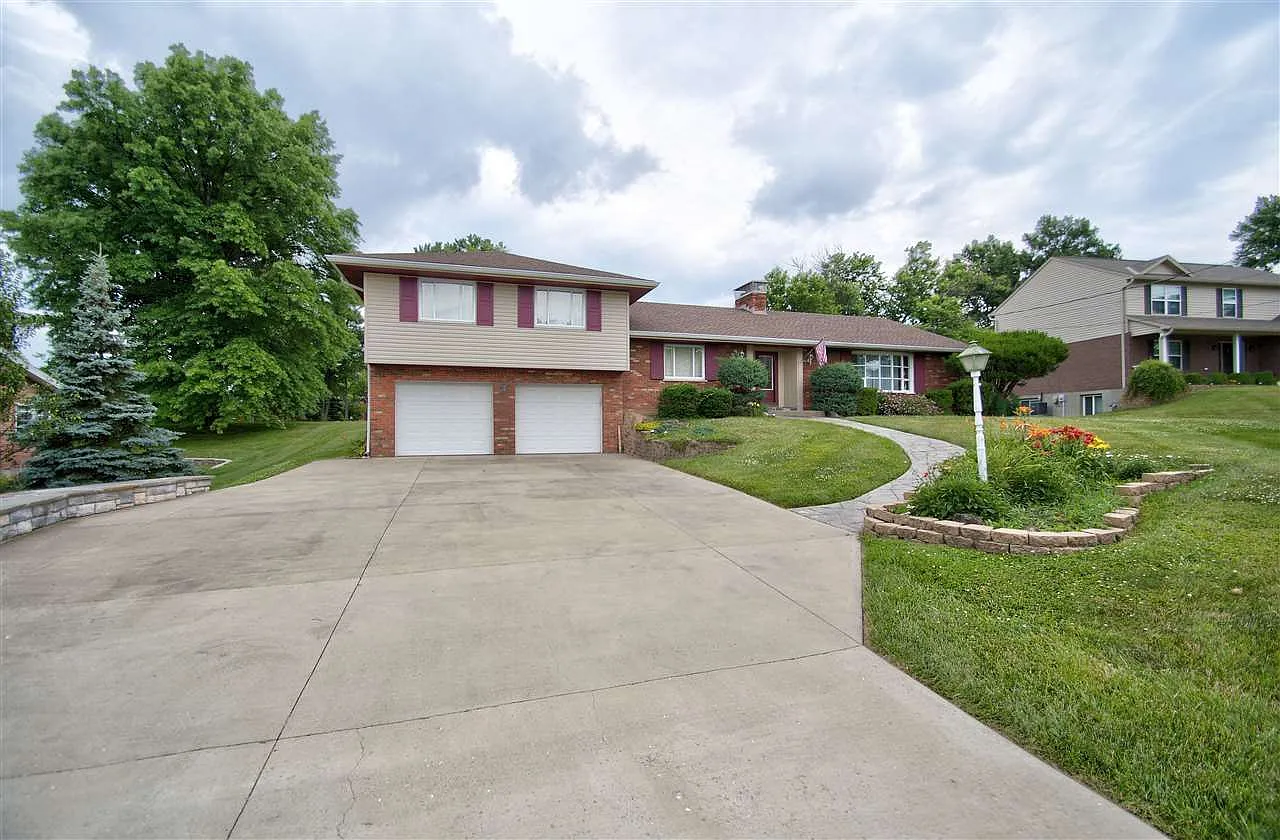 2546 Buttermilk Pike photo 1