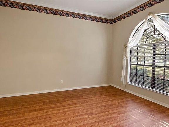 3rd image of 12547 Sugarwood Ln