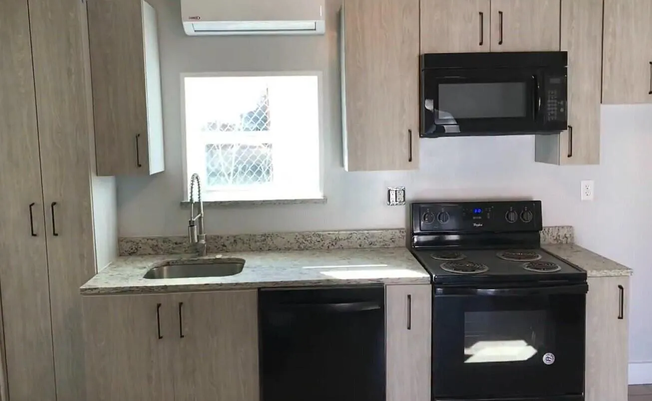 1 bed, 1.0 bath, 700 sqft, $850 — Photo 3