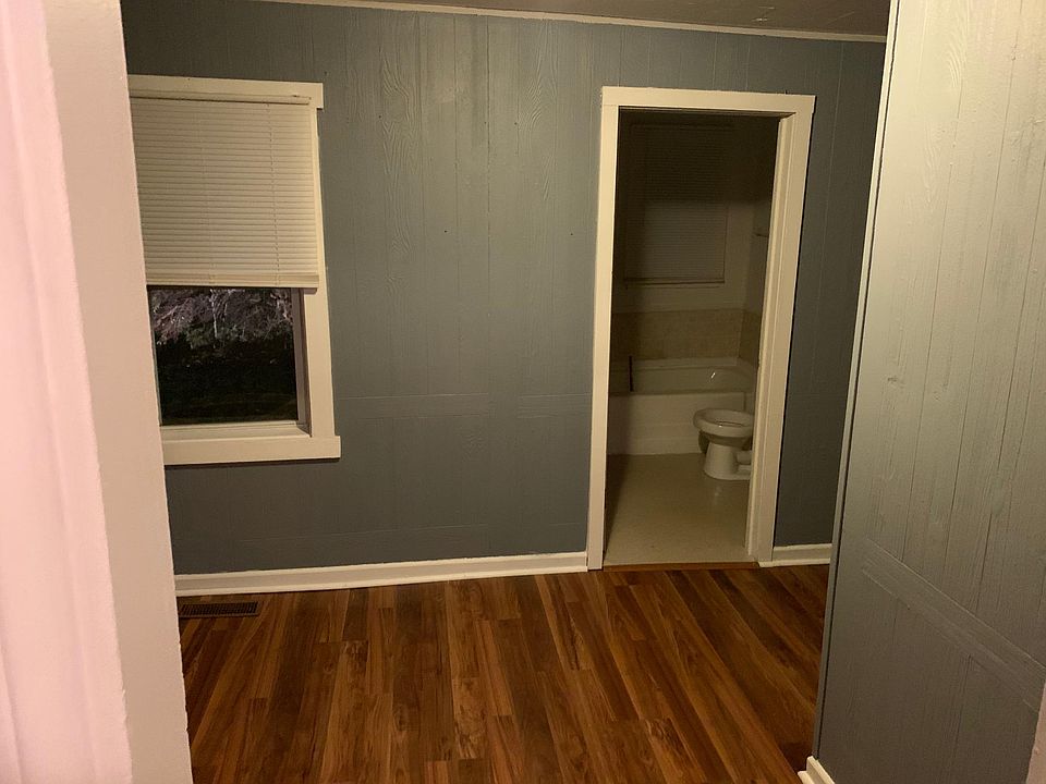 2nd image of 1769 E 37th St