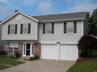 4625 Hickory Ridge View Ct, Eureka, MO 63025