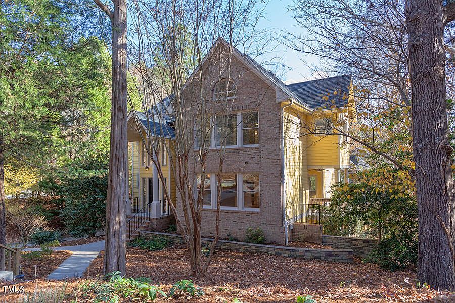 1st image of 101 Songbird Ln