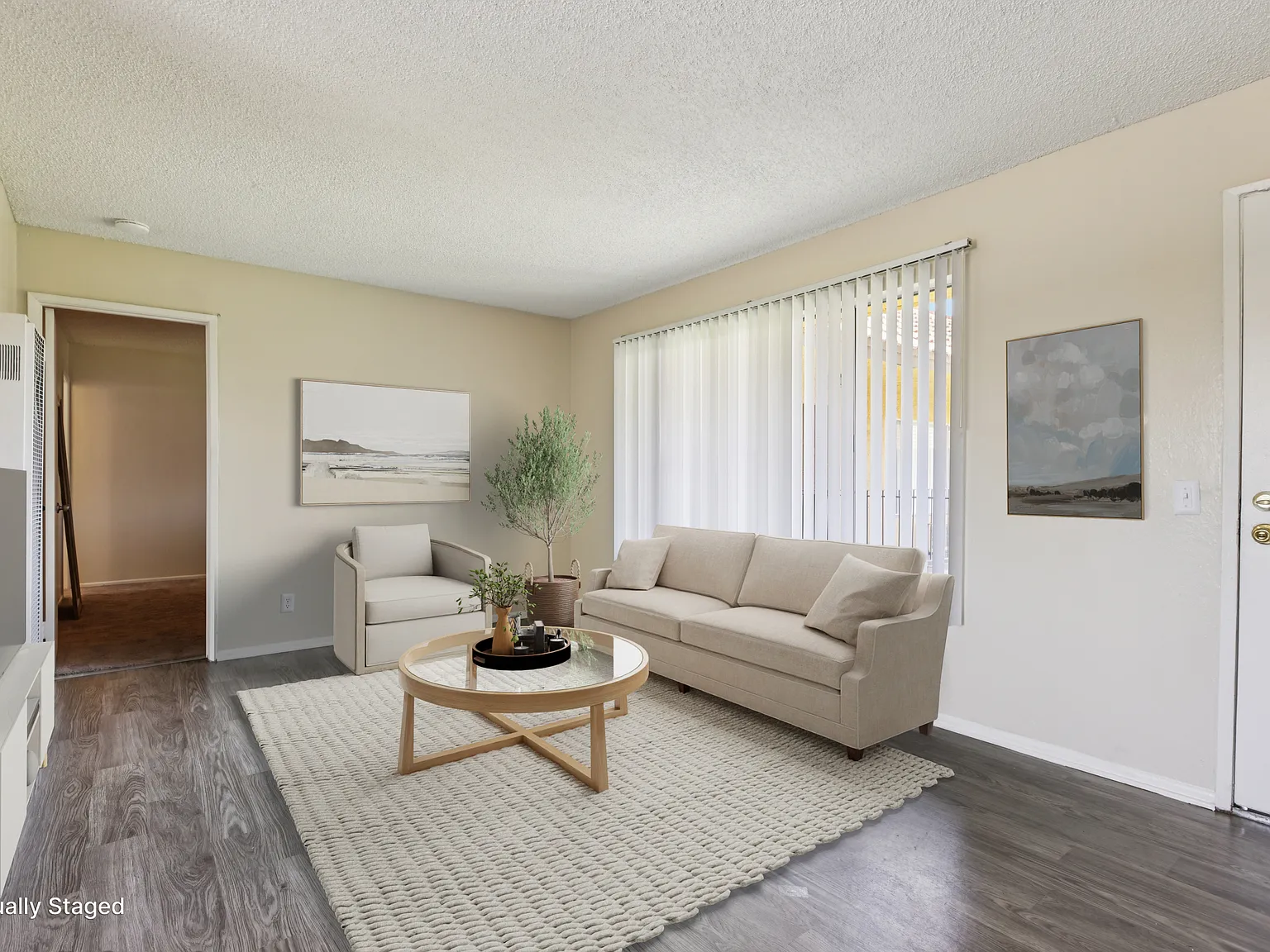 Casa Moreno Apartments — Photo 1