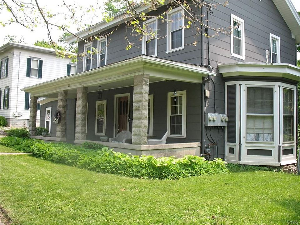 1st image of 204 E Genesee St #2