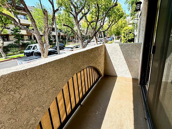 5th image of 430 E San Jose Ave #A
