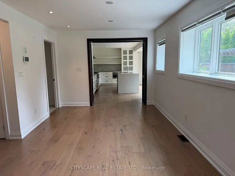 2009 Waters Edge Dr — Photo 29