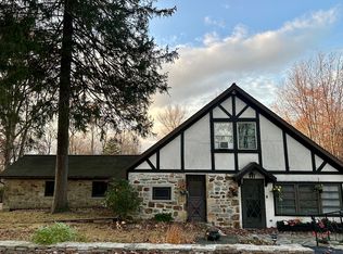 11 Grow Rd, Honey Brook, PA 19344